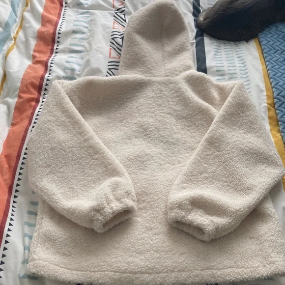 Sweaters - Picture 2 of 2